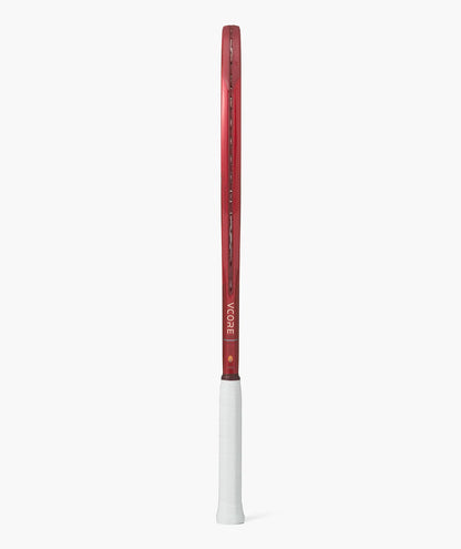 Raqueta de Tenis VCORE 100 300 Grs RUBY RED 2026 - Grip G3 4 3/8